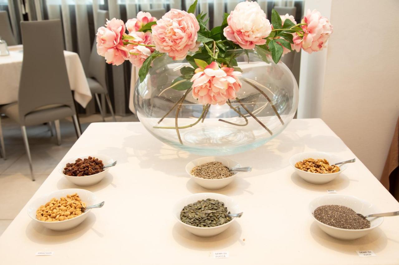 Hotel & Carinthia S 3*